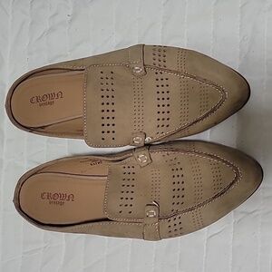 Crown Vintage Women's Flats Size 7.5 Cream